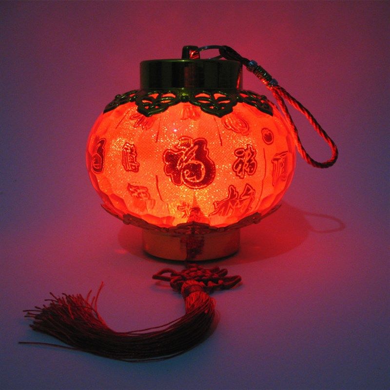 鼎承新款复古手提灯笼儿童塑料发光玩具灯幼儿园表演节庆装饰包邮