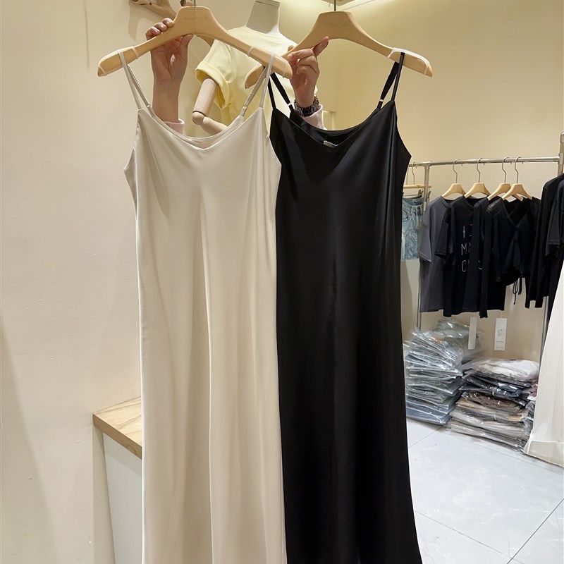 时髦法式缎面吊带连衣裙!醋酸v领长裙女收腰修身纯色裙子女高端,女装/女士精品,连衣裙,淘宝优惠券,粉丝福利购,淘宝优惠卷