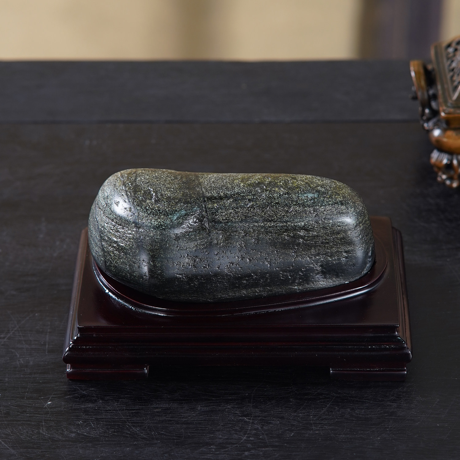 顶爷天然原石奇石【青简守正】崂山绿石收藏装饰摆件镇宅靠山石
