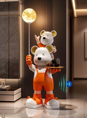 网红暴力熊客厅大型落地摆件电视柜沙发旁托盘装饰灯乔迁新居礼品