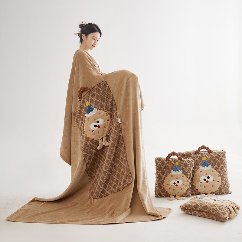 手提抱枕毯子二合一儿童汽车沙发靠垫可爱办公室学生宿舍午休被春