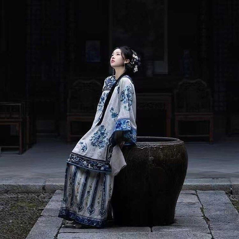 清汉女徽商女新中式国风晋商少奶奶青花瓷亲子装平遥摄影母女儿童
