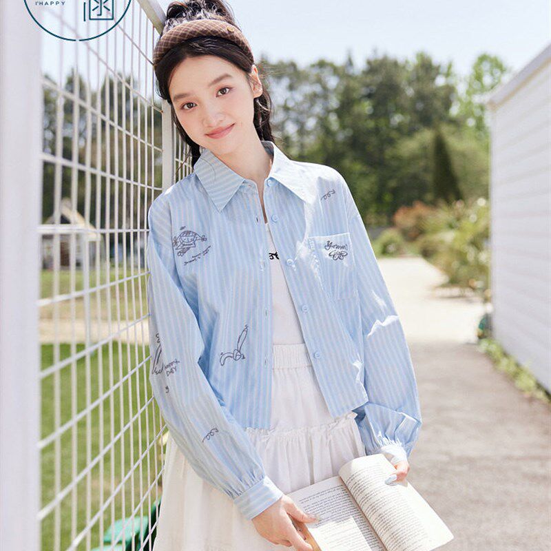紫涵短蓝条纹长袖女式衬q衫2025秋季新款甜美童趣绣花下摆夹褶衬
