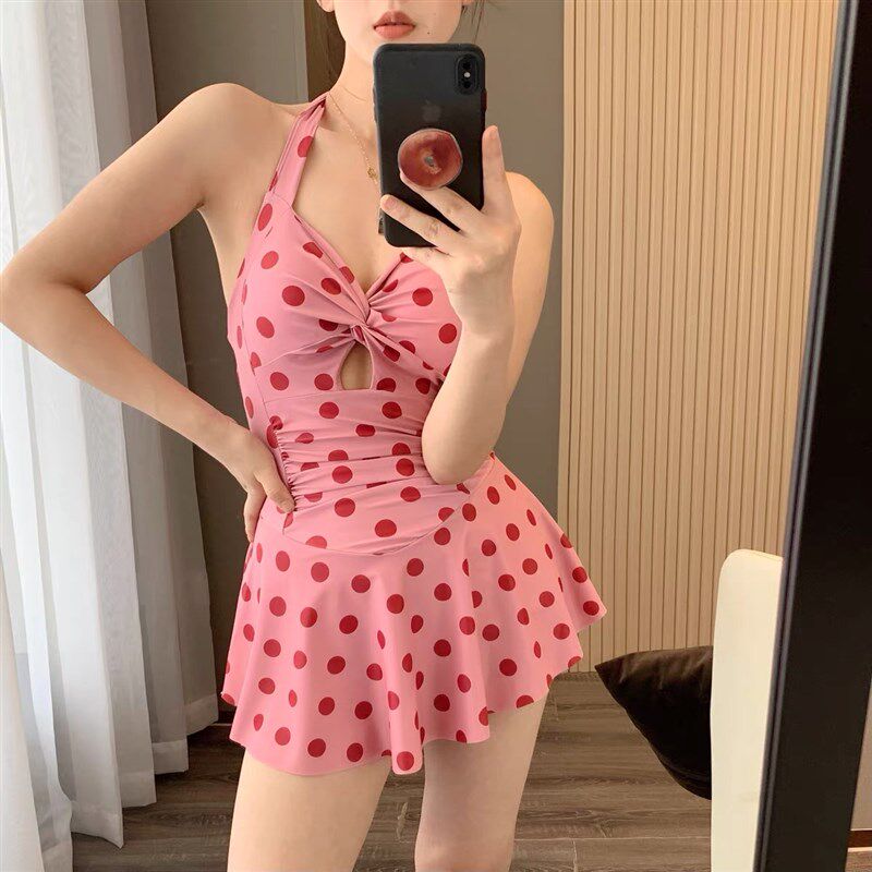 泳衣女新款粉色波点裙式连体遮肚显瘦小胸少女保守平角学生裤温泉