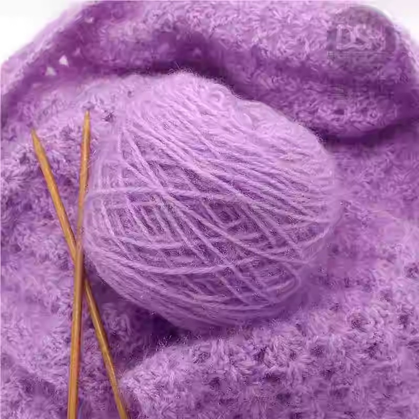 松鼠绒纱线中粗围巾线亮丝绒绒线手工钩帽子围巾毛线团diy宝宝线,服饰配件/皮带/帽子/围巾,毛线,淘宝优惠券,粉丝福利购,淘宝优惠卷