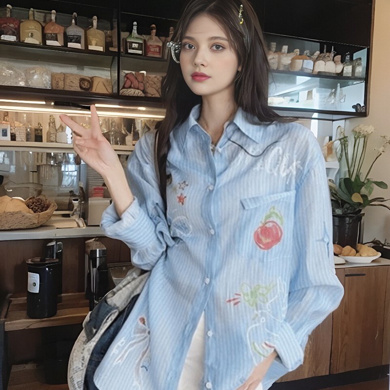 地球店彩绘印花蓝色条纹薄款防晒衬衫女夏季气质S宽松薄纱衬衣外