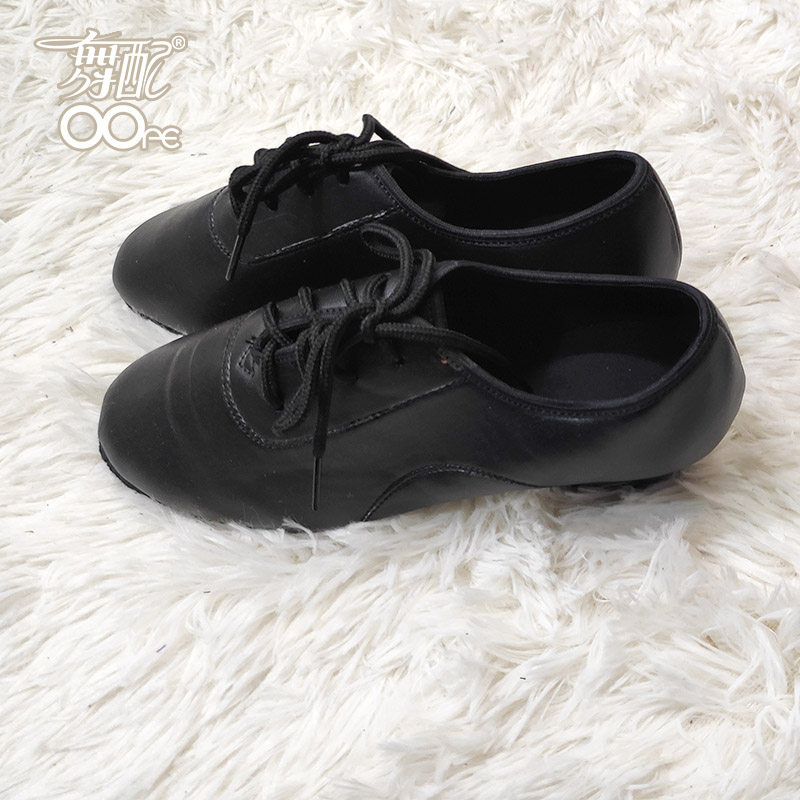 男童跳舞鞋练功鞋软底拉丁舞新款