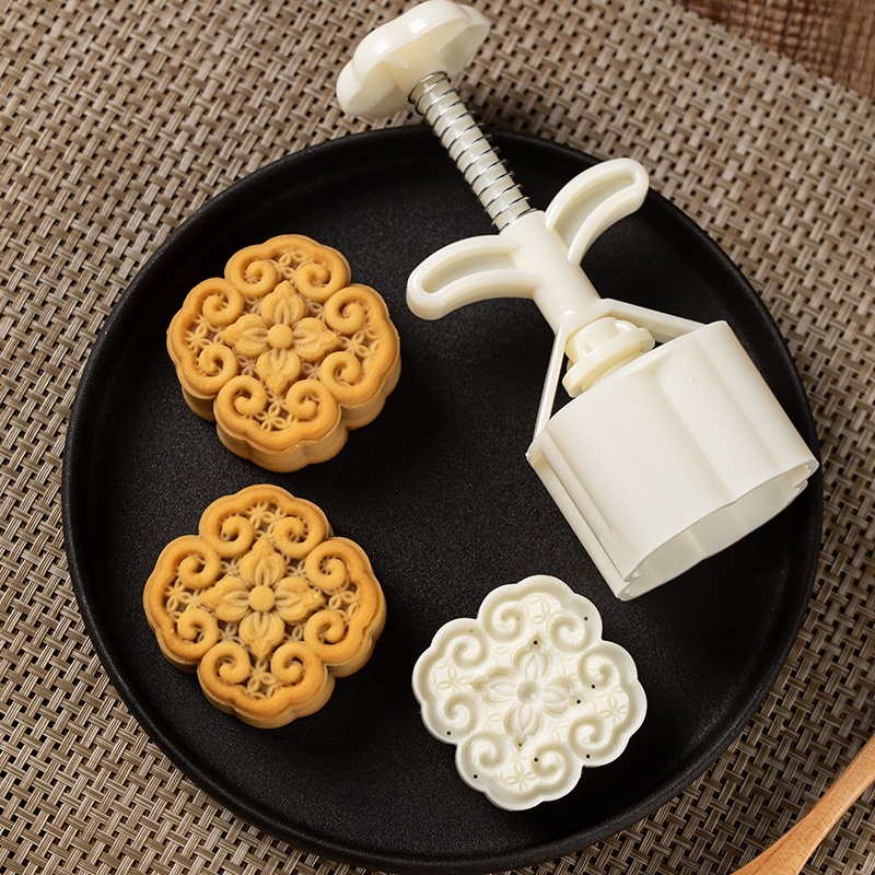 中式做月饼的模具新款手压式家用75克糕点烘焙磨具压花造型2023