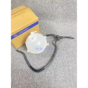 适用凯迪拉克XT5副水壶水箱水壶防冻液冷却水壶水管散热器储液罐