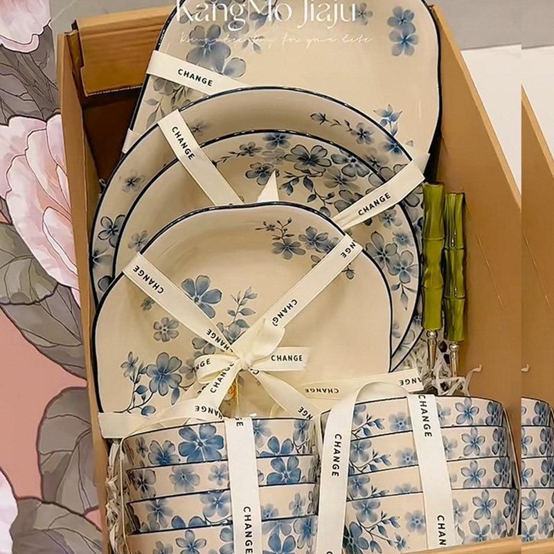 碗碟套装家用轻奢高级感颜值2025新款碗盘筷碗具乔迁送礼陶瓷餐具