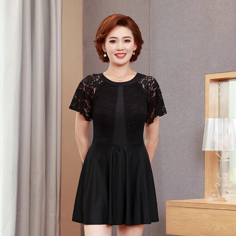 2024胖MM连体平角裙式泳v衣女加肥大码显瘦遮肚保守温泉妈妈游泳