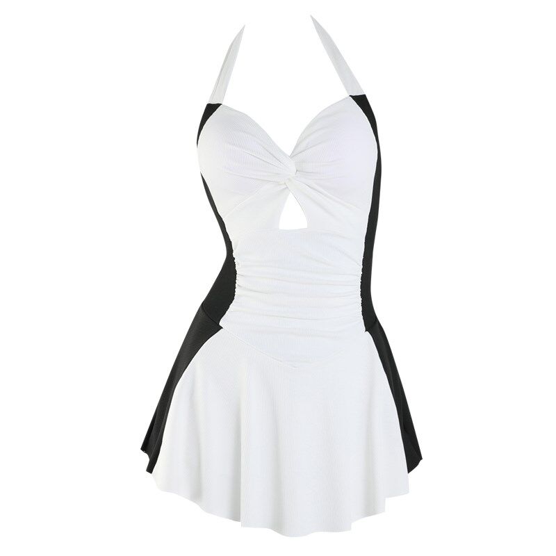 绝美泳衣女夏2025新款连体裙式平角裤遮肉显瘦高级感拼色温泉泳装