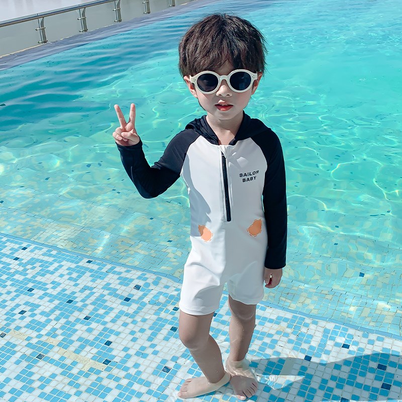 男中童泳衣夏季新款男孩宝宝洋气儿童连帽网红时尚连体卡通游泳装