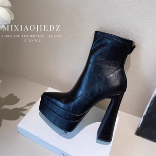 秋冬鞋子2024新款爆款女鞋黑色弹力靴粗跟高跟防水台气质尖头短靴