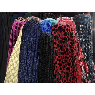 波点黑色豹纹弹力烂花绒镂空丝绒布料连衣裙旗袍舞蹈服表演服面料