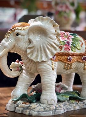 方亚百合花富贵竹招财象陶瓷摆件电视柜玄关摆件家居饰品乔迁礼品