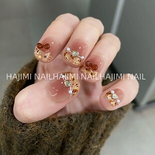 纯手工穿戴甲短款指甲贴片轻奢高级感新年美甲猫眼法式显白蝴蝶结