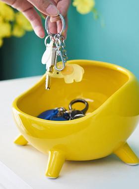 入户进门玄关钥匙收纳摆件创意鞋柜客厅装饰品陶瓷首饰托盘装饰品