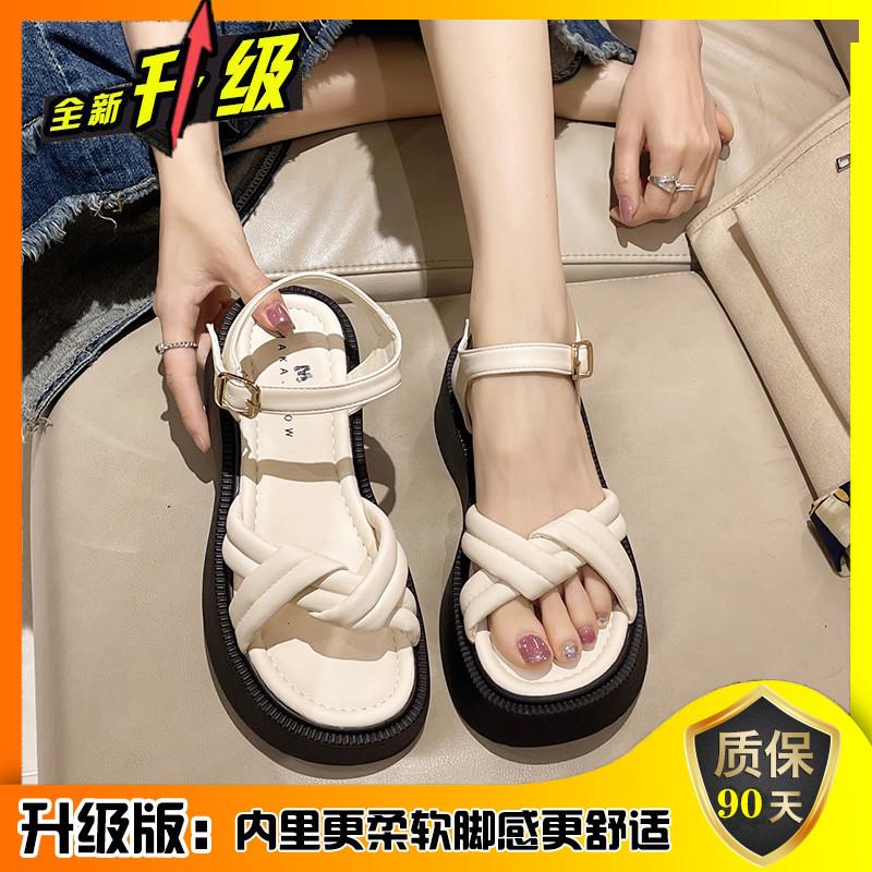 推荐厚底银色凉鞋女款2026新款夏季配裙子休闲运动脚宽胖沙滩罗马