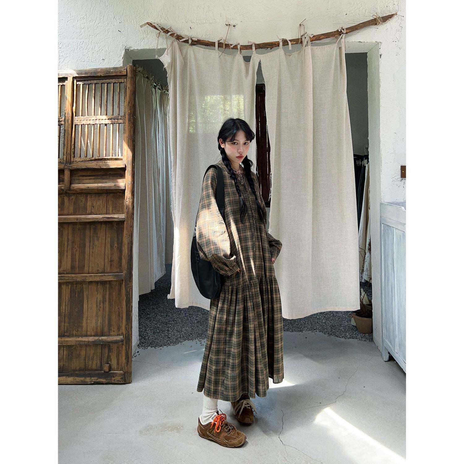 极速大码女装300斤森系风复古长袖格子裙胖mm秋季宽松减龄百搭娃