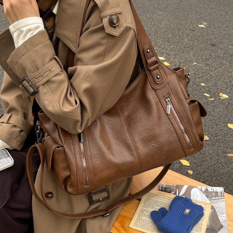 极速复古辣妹风腋下大包包女2026新款软皮托特包洋气大容量通勤斜