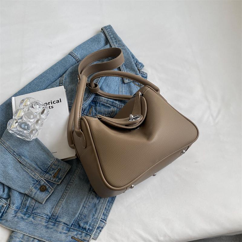 推荐高级质感包包女2025超