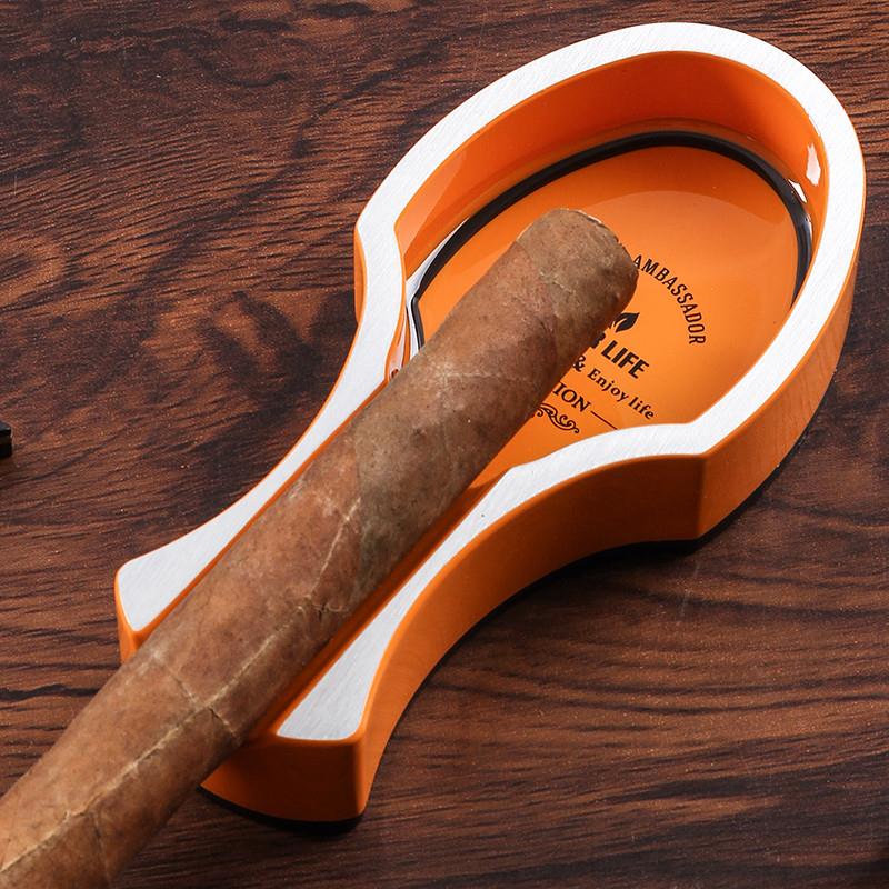 新品高档雪茄烟灰缸金属便携式创意个性烟缸家用雪茄专用配件