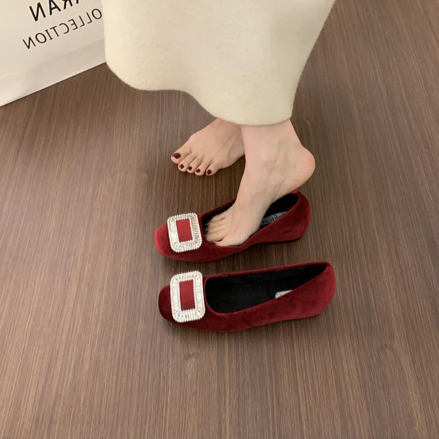 极速法式高级感水钻方扣红色婚鞋女加绒棉瓢鞋百搭通勤内增高保暖