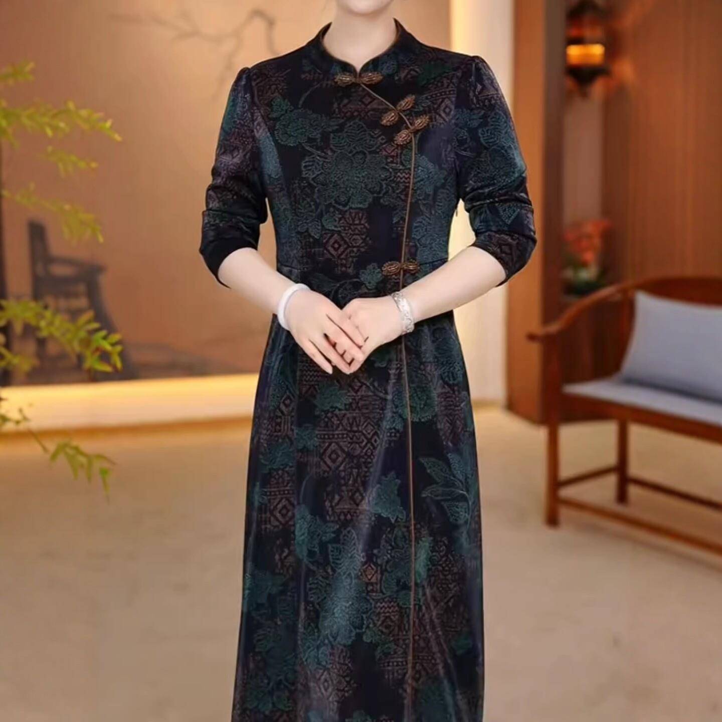 极速中老年长袖连衣裙春女2026新款小个子长裙F妈妈气质改良春季