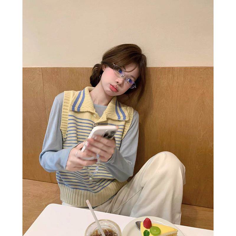 推荐奶黄色翻领条纹撞色针织马甲背心女秋冬季叠穿无袖坎肩针织衫