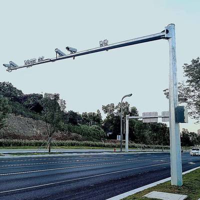 监控杆安防设备器材交通信号灯杆红绿灯杆道路社区道路监控立柱