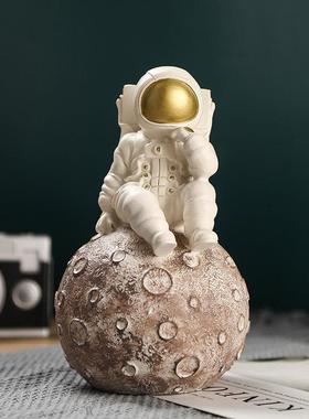 北欧风宇航员摆件桌面太空人手机架样板房电视柜家居软装饰摆设品