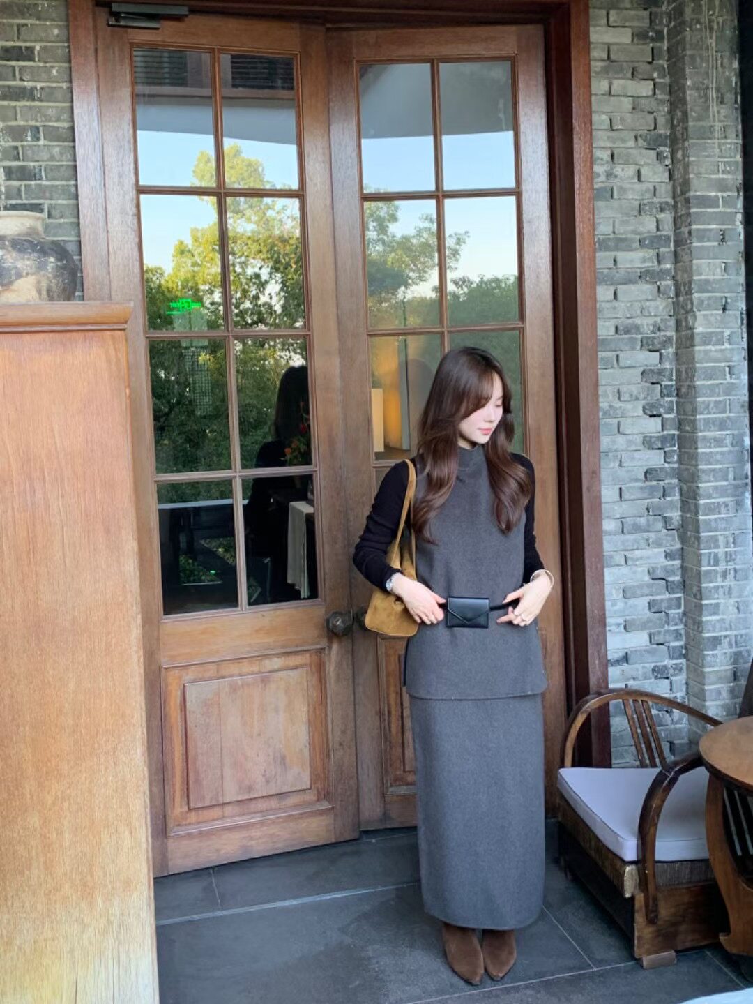 非真实价格：韩国Chic 简约百搭中长款双面羊绒大衣上衣+半裙套装