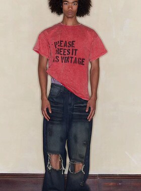 FSG 红色做旧炒花砂洗喷绘slogan印花T恤