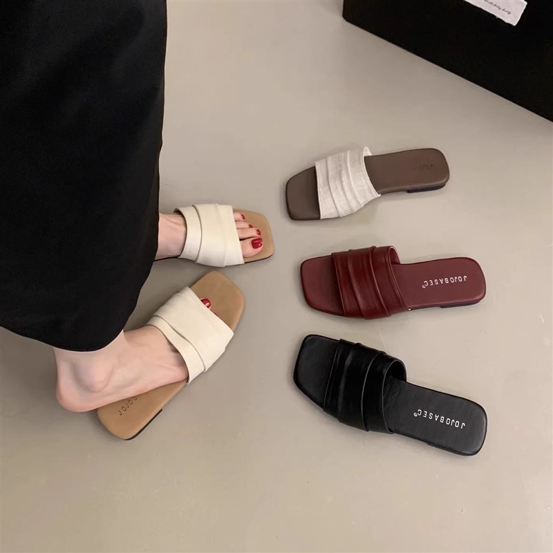 韩系褶皱软皮拖鞋女外穿夏季软平底海F边度假沙滩鞋仙女风一字凉