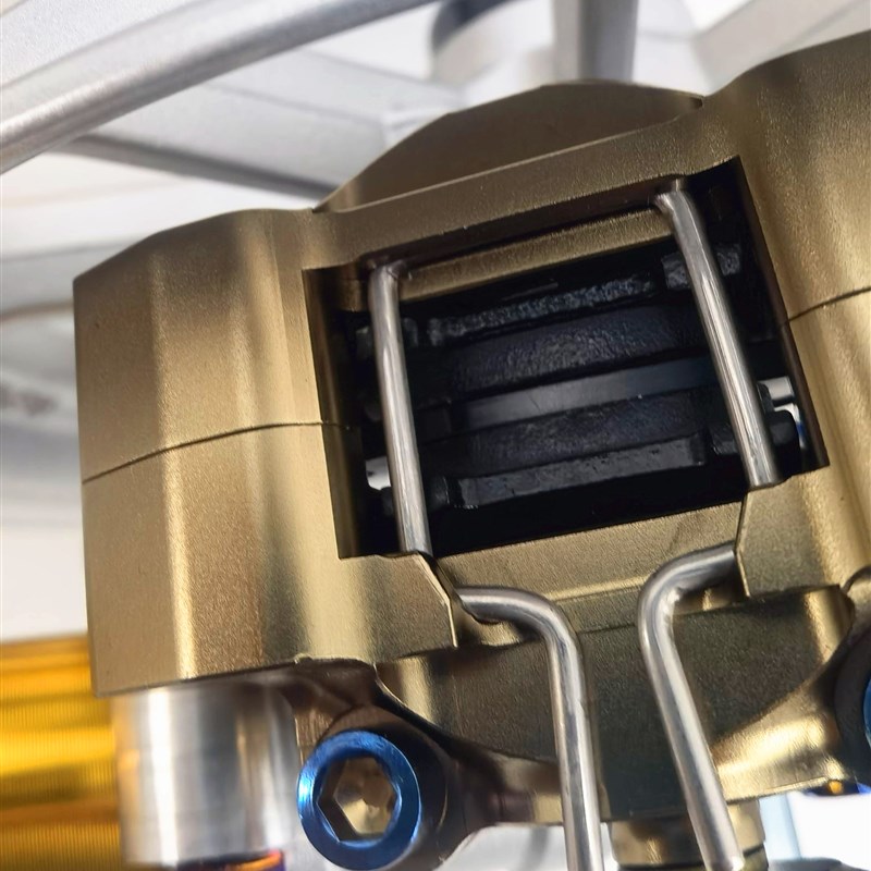 ube 龟五 DhIO50 ZX50 电动车 改装鲍鱼180MM浮动盘卡钳下泵刹车