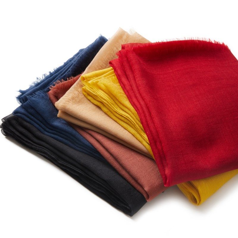 夏上新 新品春夏两用韩版300支戒指绒加长纯色保暖披肩围巾超大