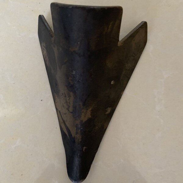 小麦播种机楼腿尖,宽7.5公分。钢板厚0.3公分