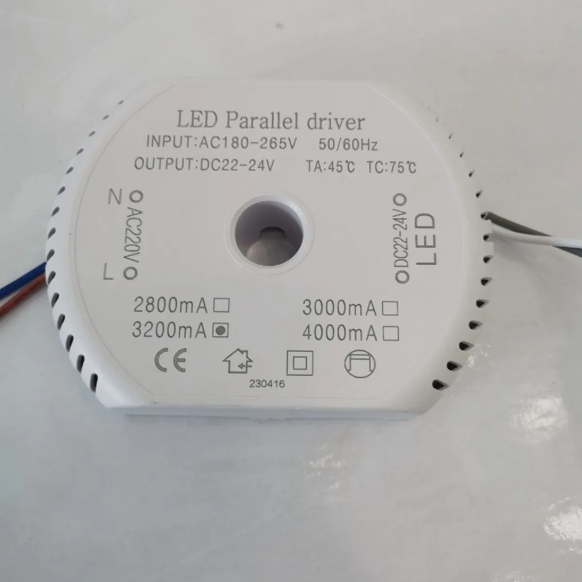 现代北欧吊灯并联驱动 两线三色软灯带LED驱动电源满天星