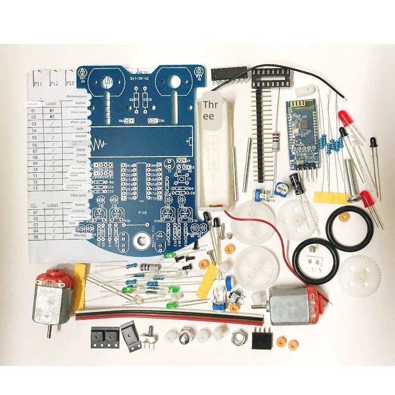 成品D2-6蓝牙遥控小车 重力感应循迹避障C51单片机智能车焊接DIY