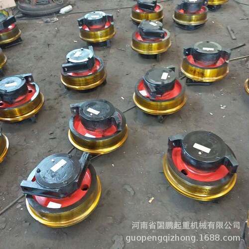 15x100mm双梁小车运行轮主被动边无轮沿行车行走轮角箱重级轮