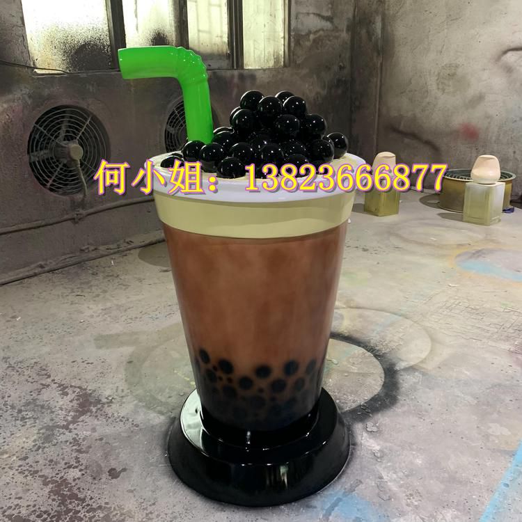 广告宣传饮料巨型瓶子道具模型玻璃钢奶茶杯子超大奶茶桶装饰摆件