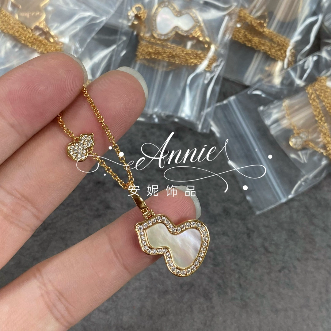 小葫芦项链手链女V金镀18k铂黄玫瑰金镂空红玉髓绿翡翠白贝母满钻
