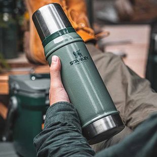 STANLEY保温杯户外大容量不锈钢保温水壶家用登山野营暧水瓶