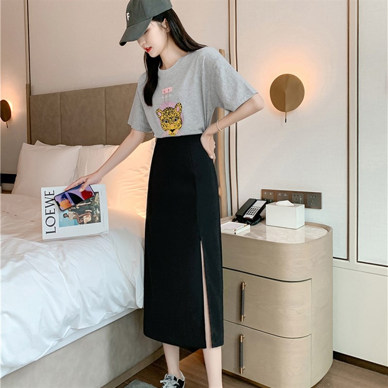 黑色半身裙女夏季垂感显瘦一步a字裙子m大码中长款侧面开叉西装裙