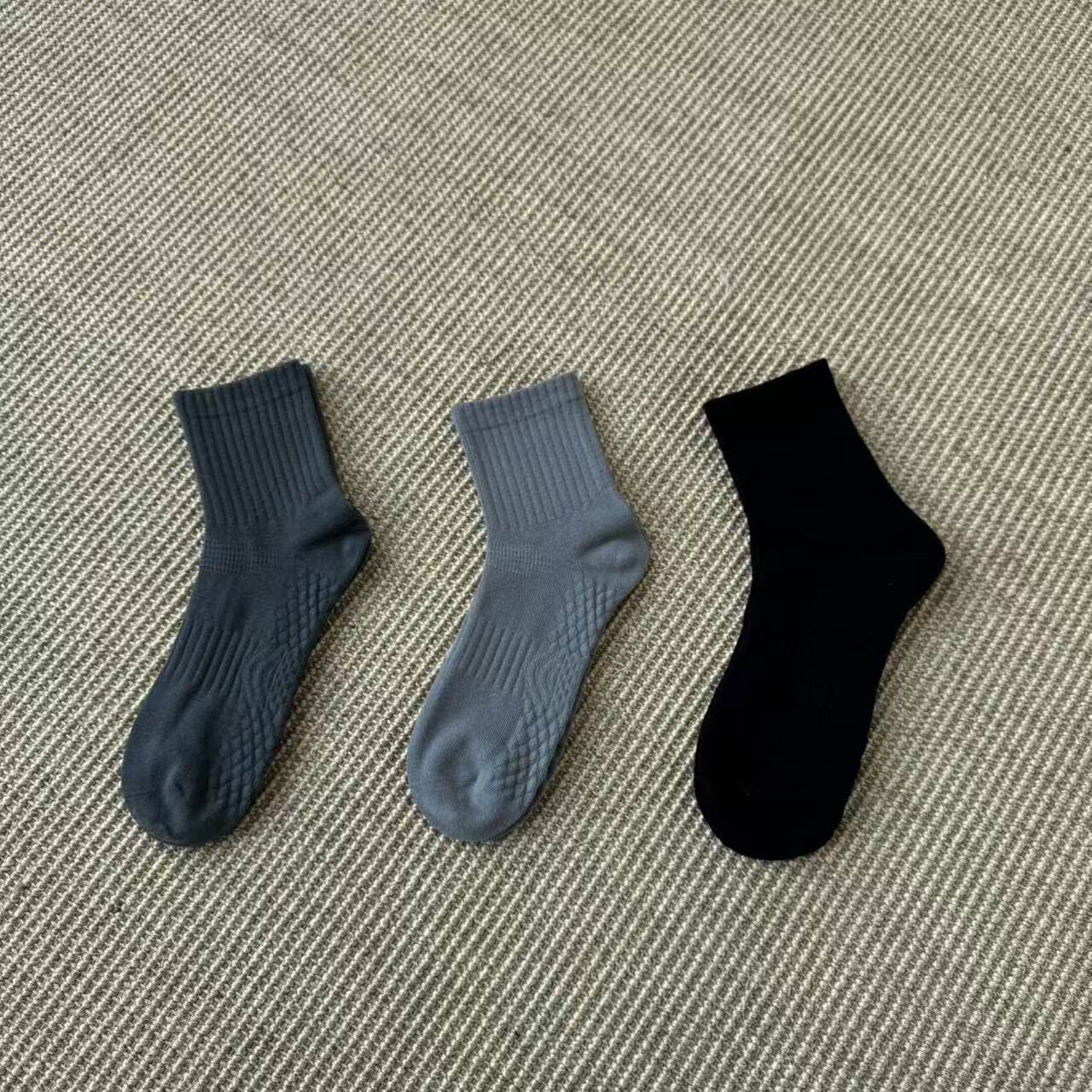 INFINITE COASTLINE/无垠海岸8144男士气垫按摩底缓震袜（3双装）