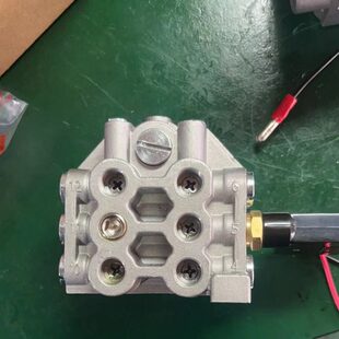 多规分油器递进机床IH黄油油冲床I脂式分油器路格2U1油注塑分配器