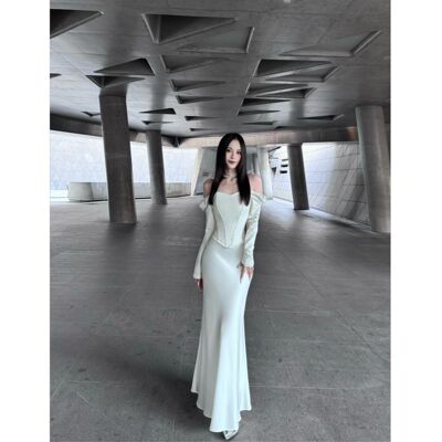 BETTERME白色长袖性感抹胸
