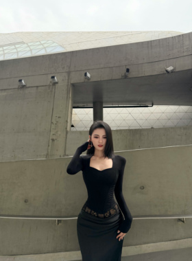 BETTER ME 重磅秋冬加绒性感立体鱼骨束身抹胸修身显瘦内搭上衣