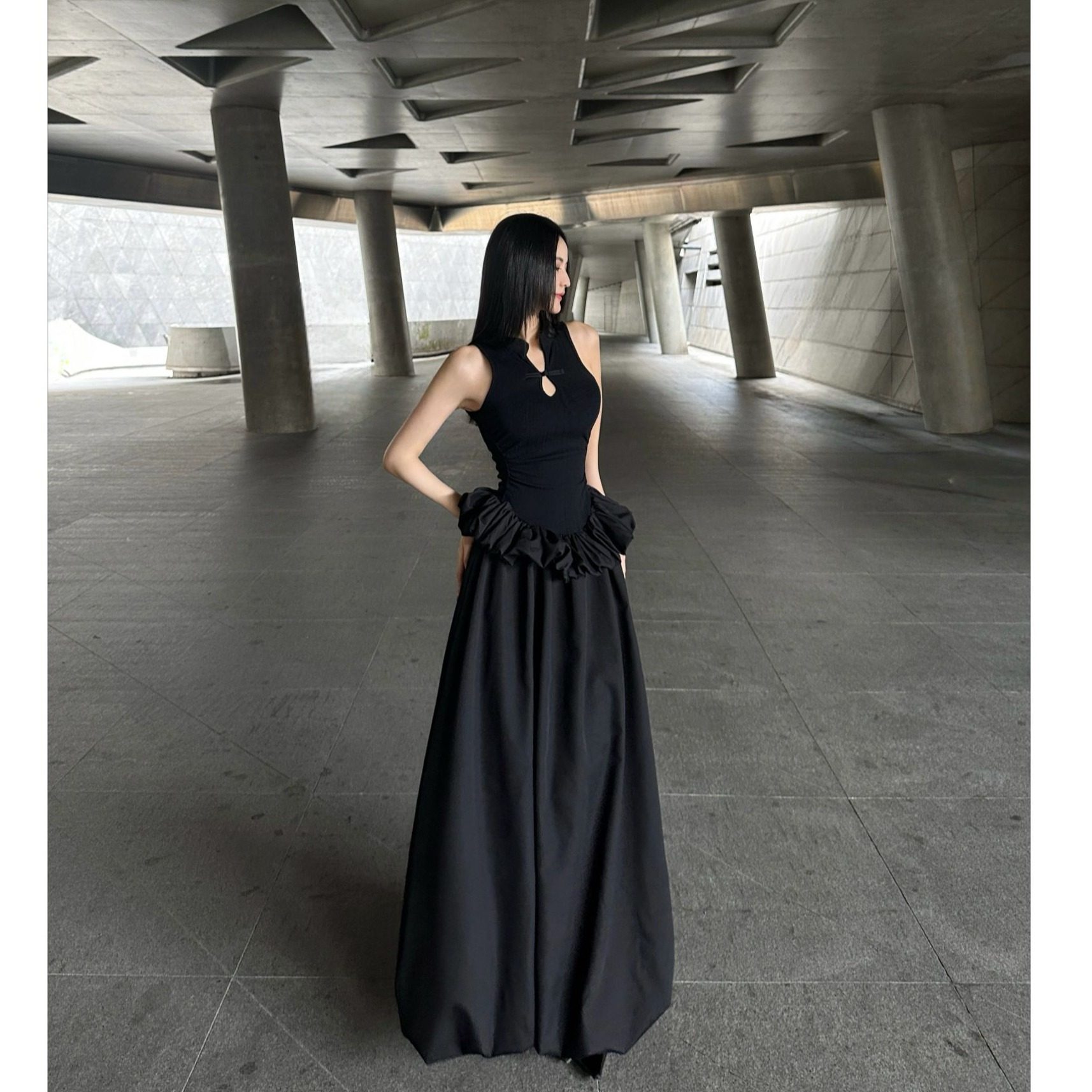 BETTER ME 极简新中式盘扣黑色长款蓬蓬裙